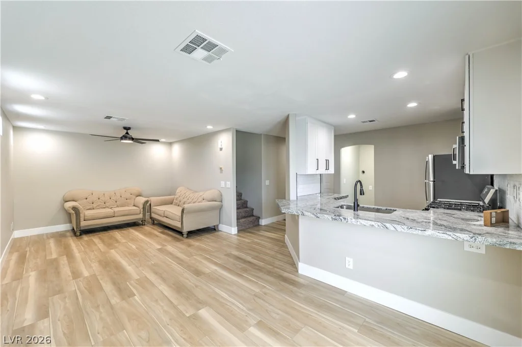 1154 Burnt Sky, Las Vegas, NV 89183
