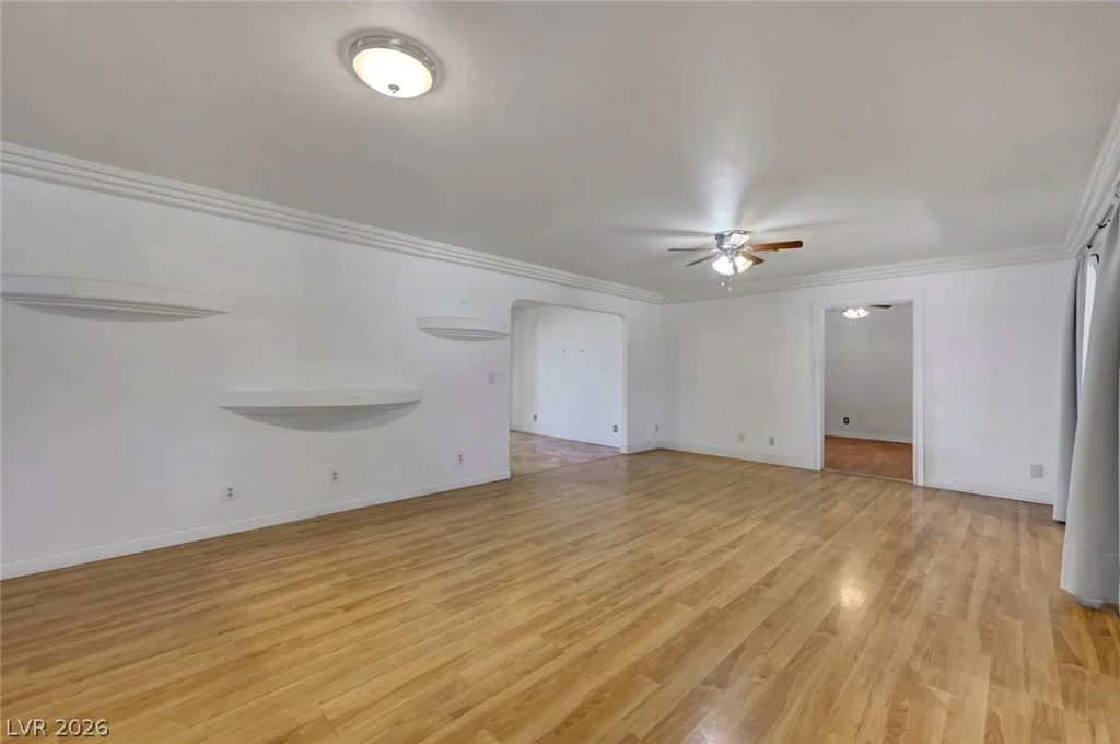 5300 Corrine, Pahrump, NV 89048