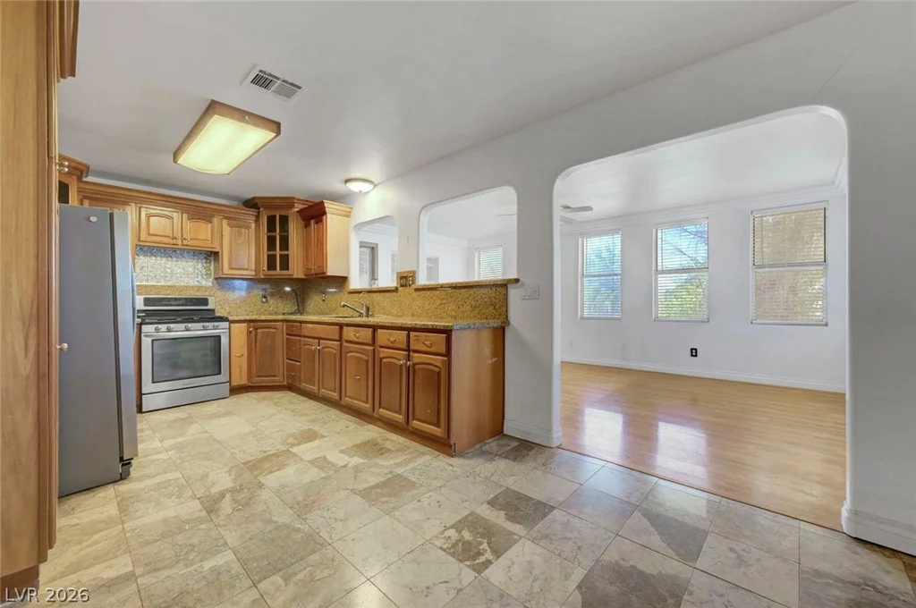 5300 Corrine, Pahrump, NV 89048