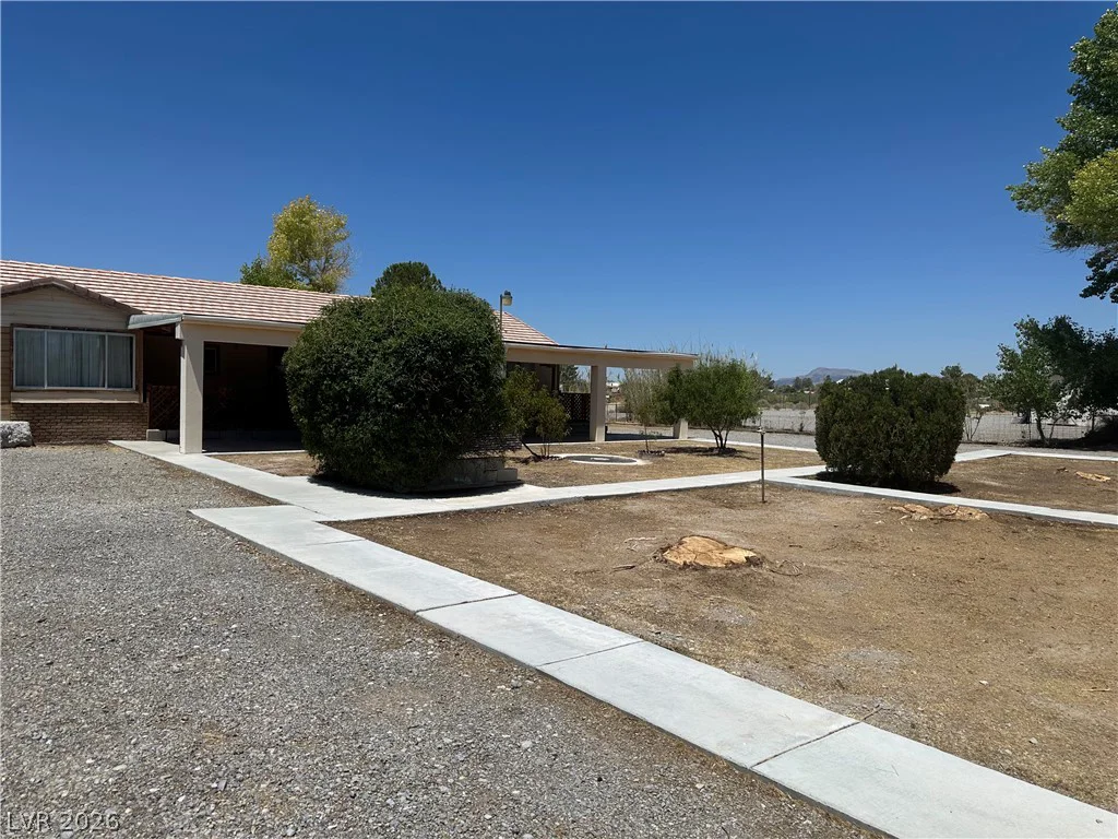 5300 Corrine, Pahrump, NV 89048