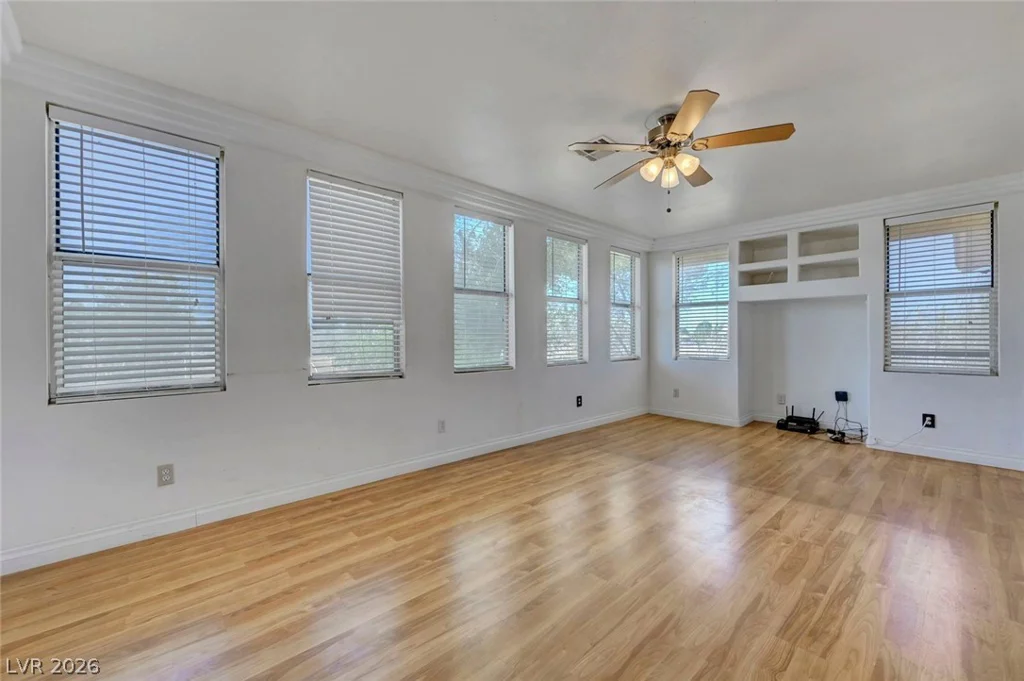 5300 Corrine, Pahrump, NV 89048