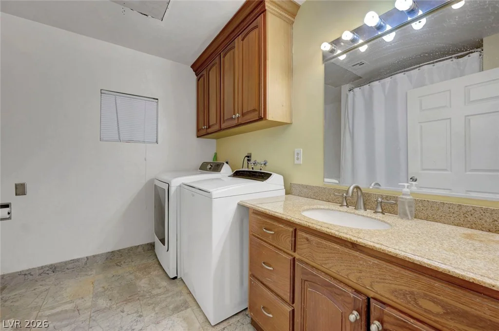 5300 Corrine, Pahrump, NV 89048