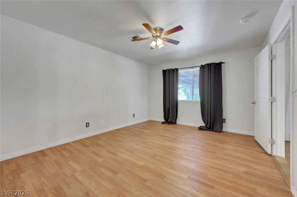 5300 Corrine, Pahrump, NV 89048