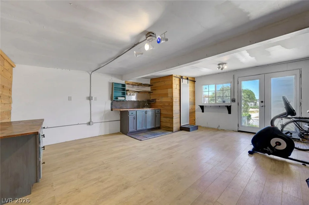 5300 Corrine, Pahrump, NV 89048
