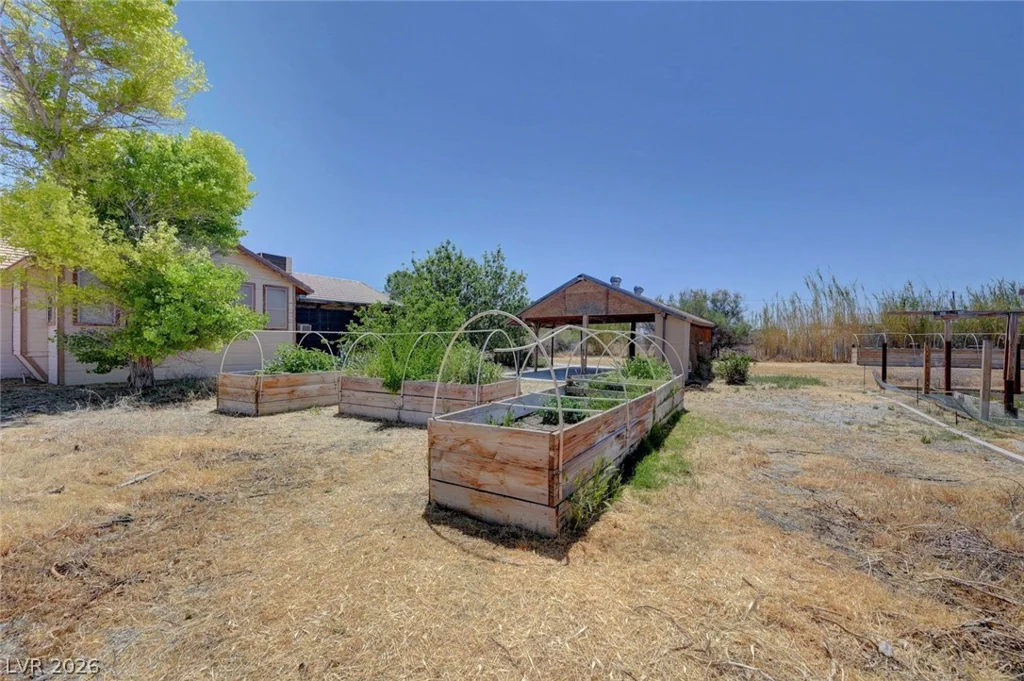 5300 Corrine, Pahrump, NV 89048