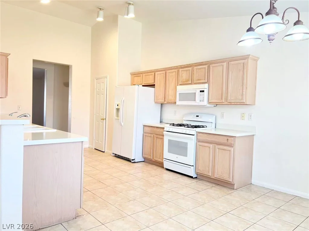 5488 Apron, Las Vegas, NV 89122