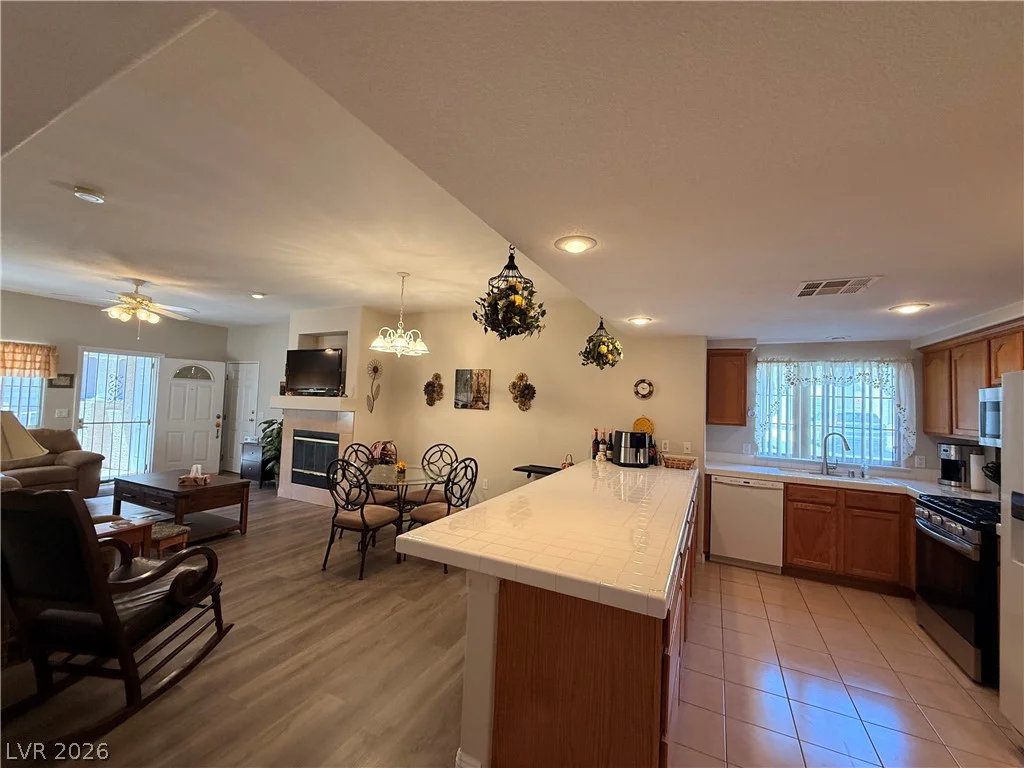 3327 Erva, Las Vegas, NV 89117