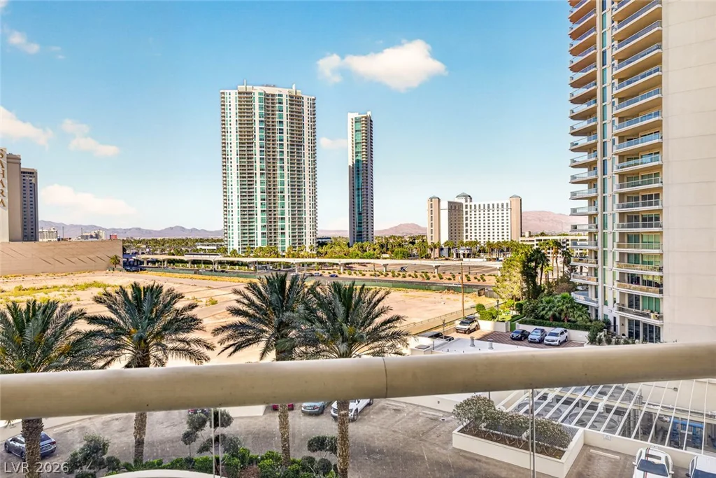 2747 Paradise, Las Vegas, NV 89109