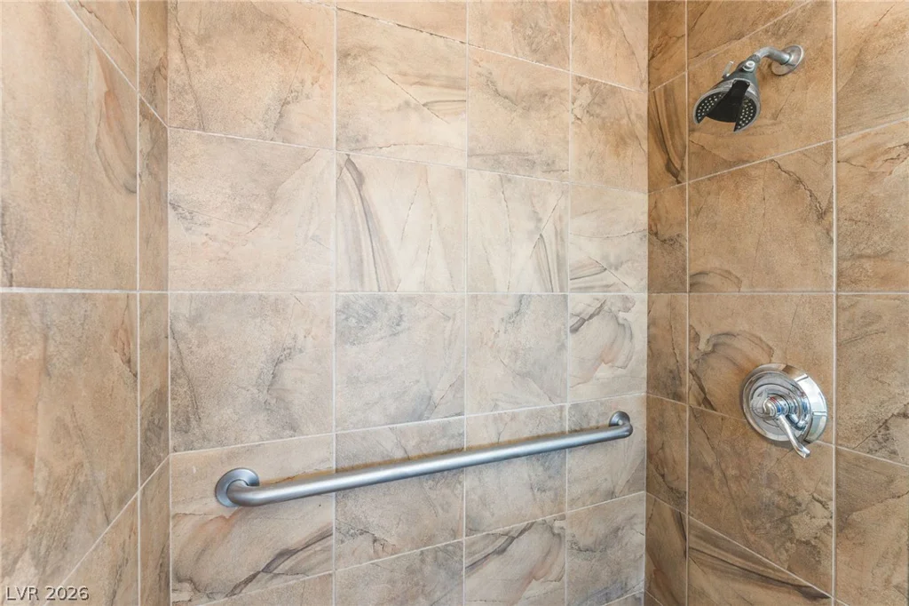 1205 Squires, Las Vegas, NV 89146