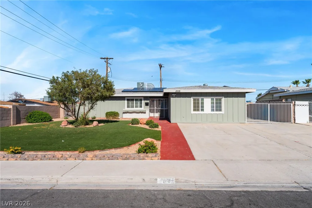 1205 Squires, Las Vegas, NV 89146