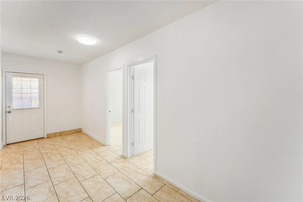1205 Squires, Las Vegas, NV 89146