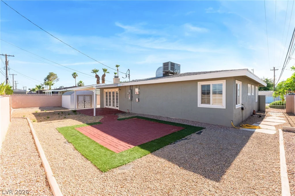 1205 Squires, Las Vegas, NV 89146
