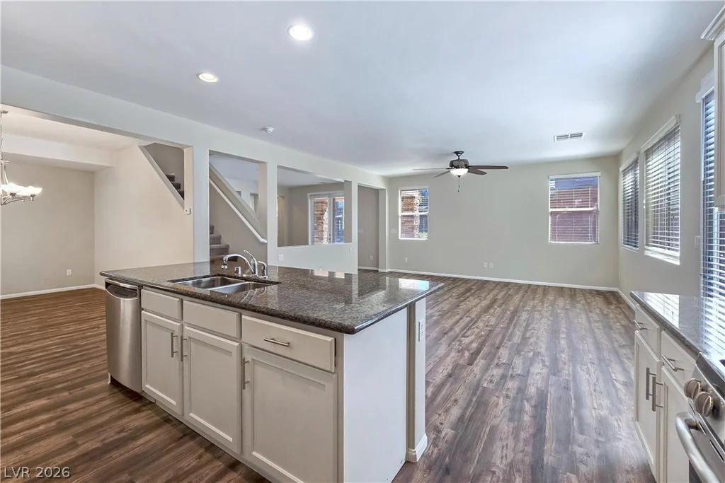 5389 Hollymead, Las Vegas, NV 89135