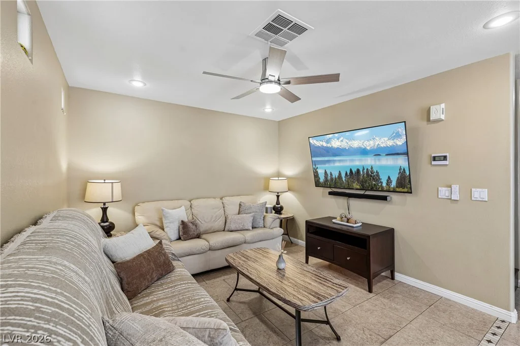 9957 Keephills, Las Vegas, NV 89183