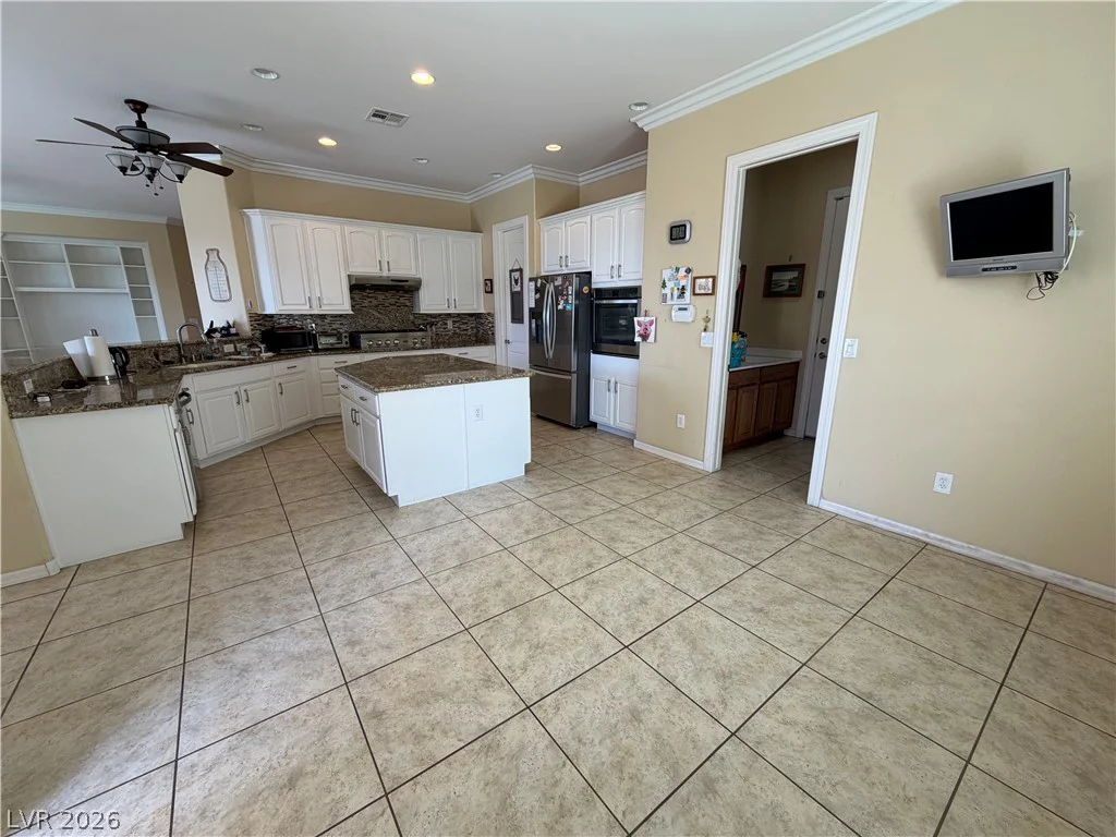 2127 Clearwater Lake, Henderson, NV 89044