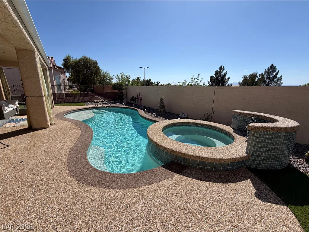 2127 Clearwater Lake, Henderson, NV 89044