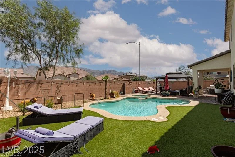 5520 Bruin Lakes, Las Vegas, NV 89131