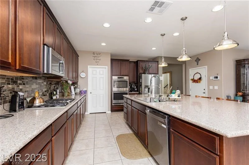 5520 Bruin Lakes, Las Vegas, NV 89131