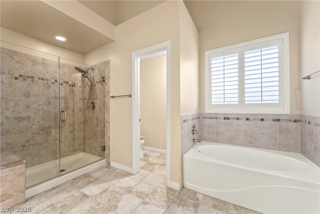 1909 Rolling Dunes, Las Vegas, NV 89117