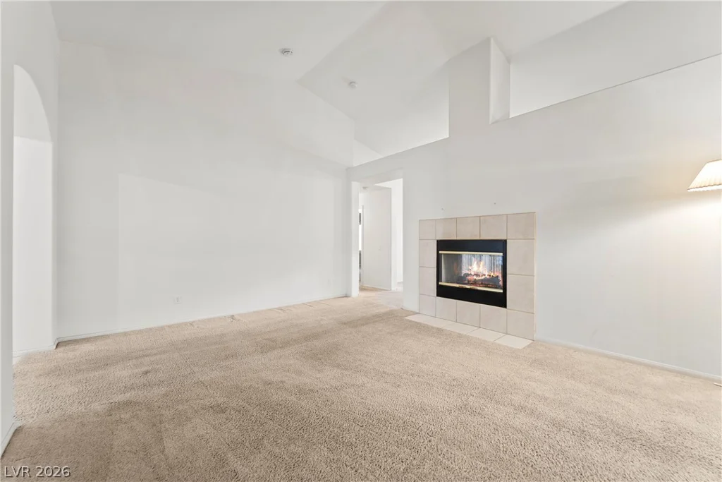 1909 Rolling Dunes, Las Vegas, NV 89117