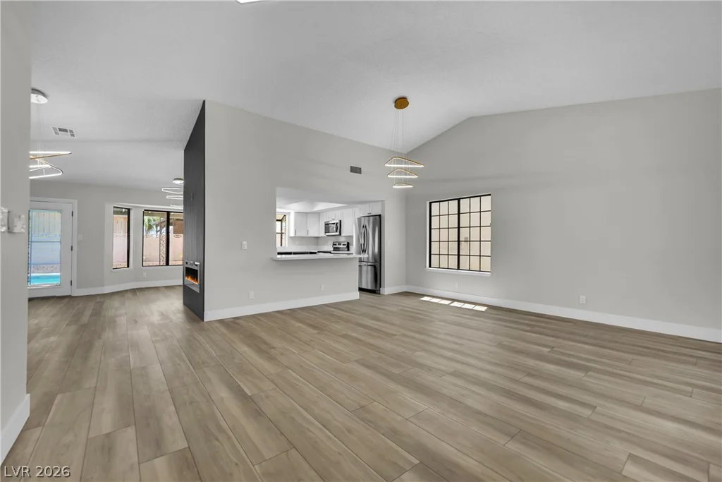 5470 Abbington, Las Vegas, NV 89120
