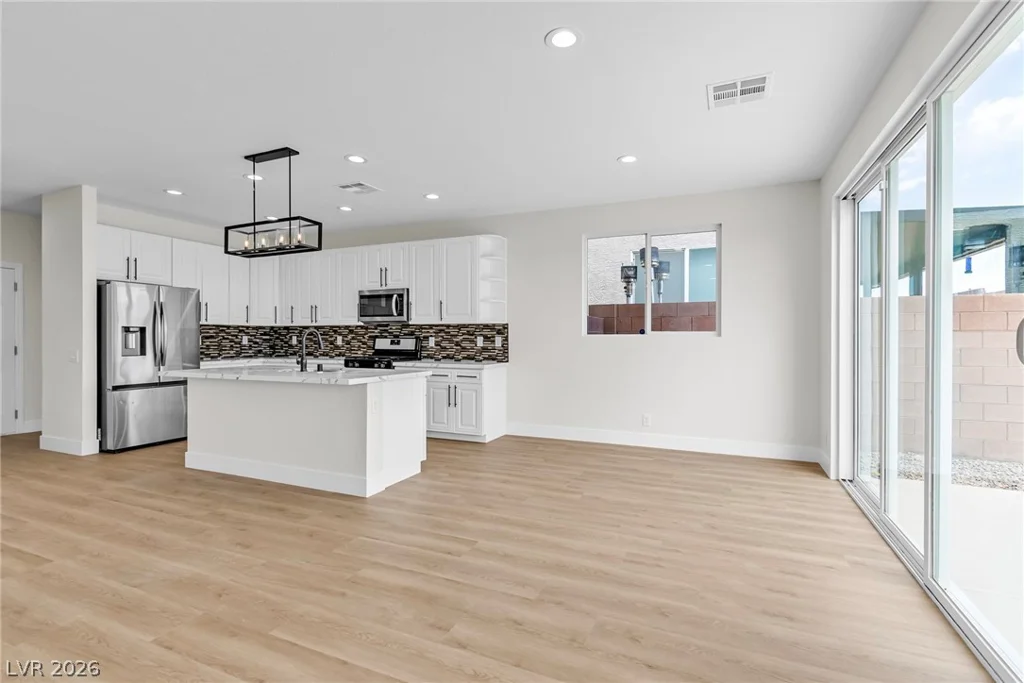 6338 Angora Peak, Las Vegas, NV 89115