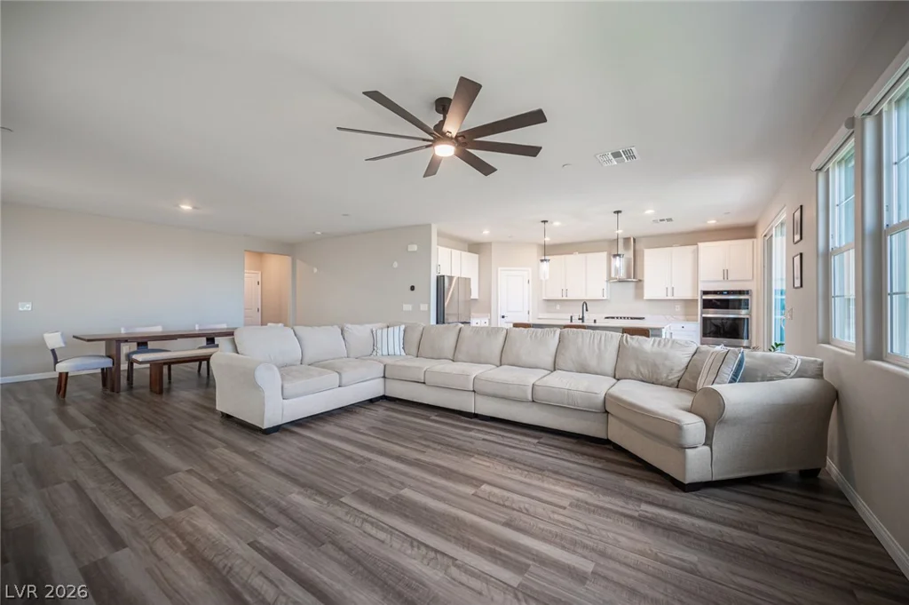 3786 Pordenone, Henderson, NV 89044