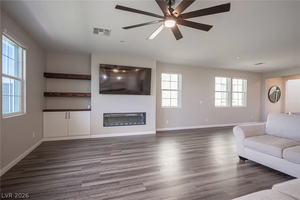 3786 Pordenone, Henderson, NV 89044