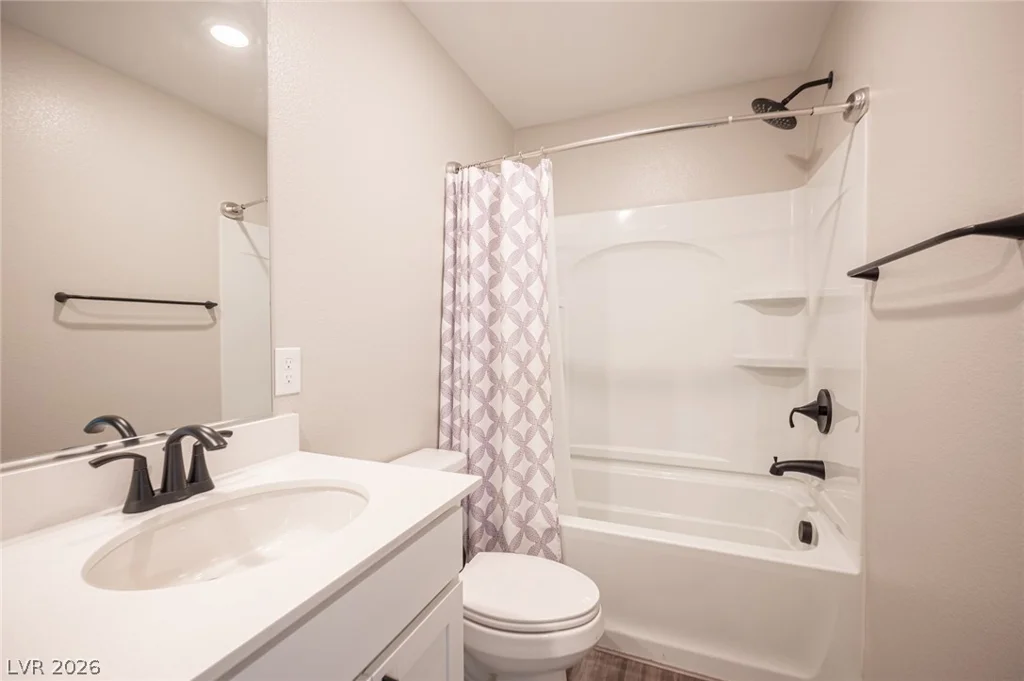 3786 Pordenone, Henderson, NV 89044