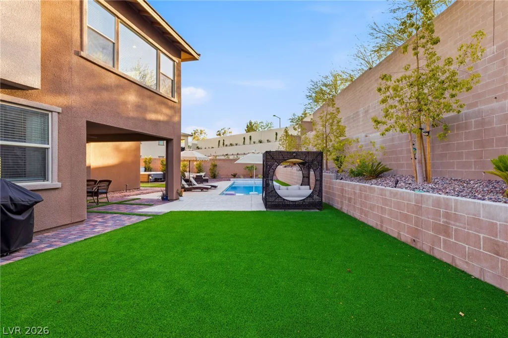 748 Agate Hills, Las Vegas, NV 89138