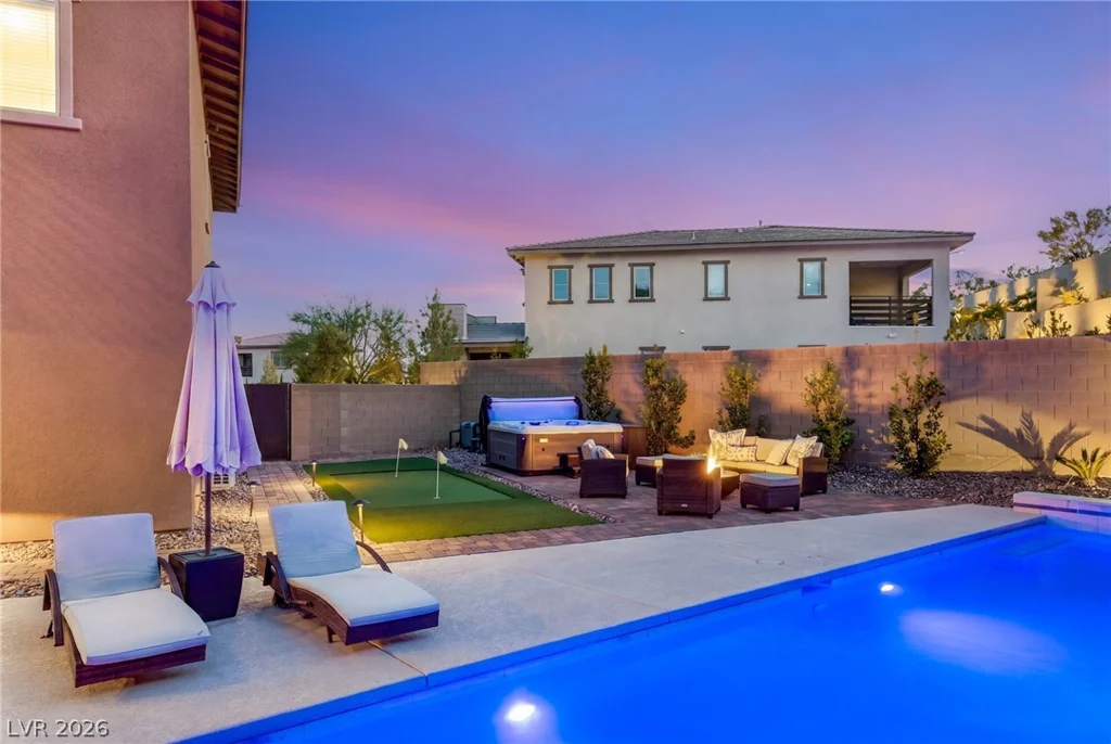 748 Agate Hills, Las Vegas, NV 89138