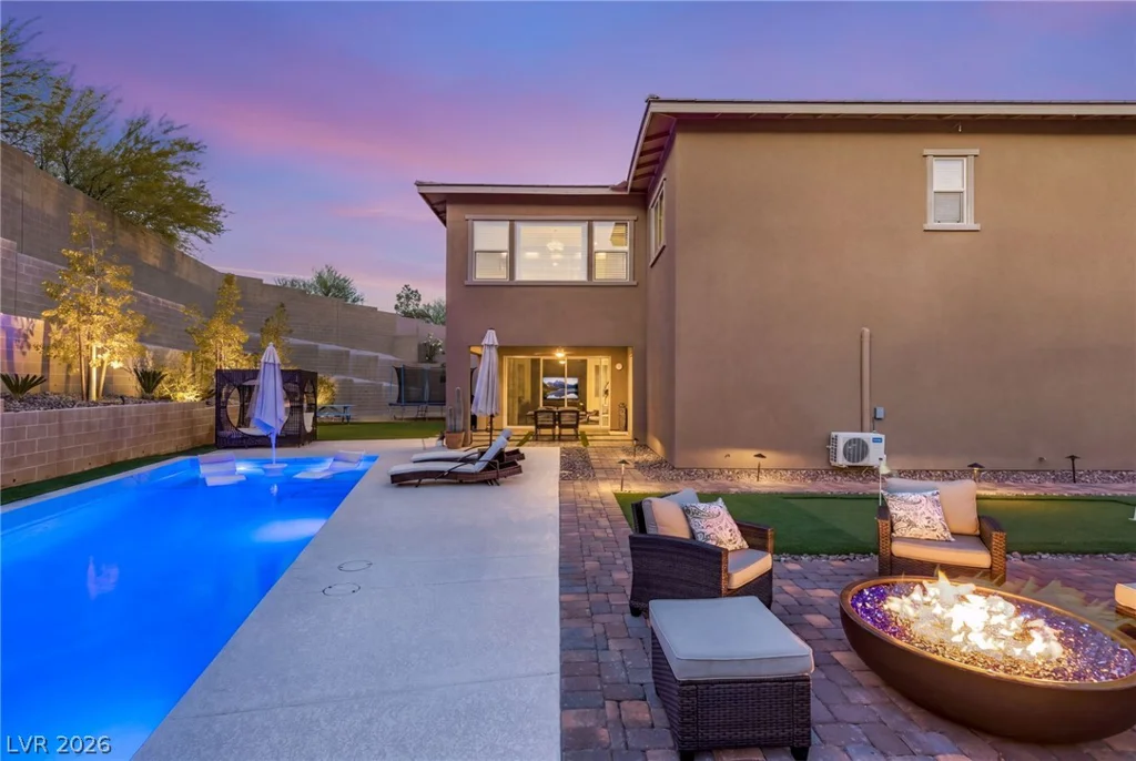 748 Agate Hills, Las Vegas, NV 89138
