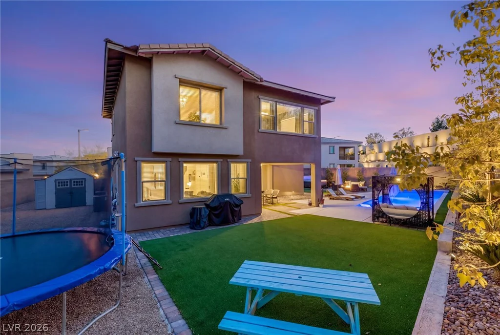 748 Agate Hills, Las Vegas, NV 89138