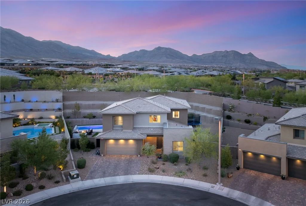748 Agate Hills, Las Vegas, NV 89138