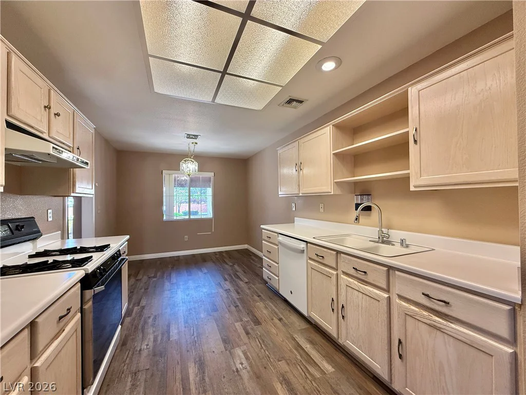2448 Sunup, Las Vegas, NV 89134