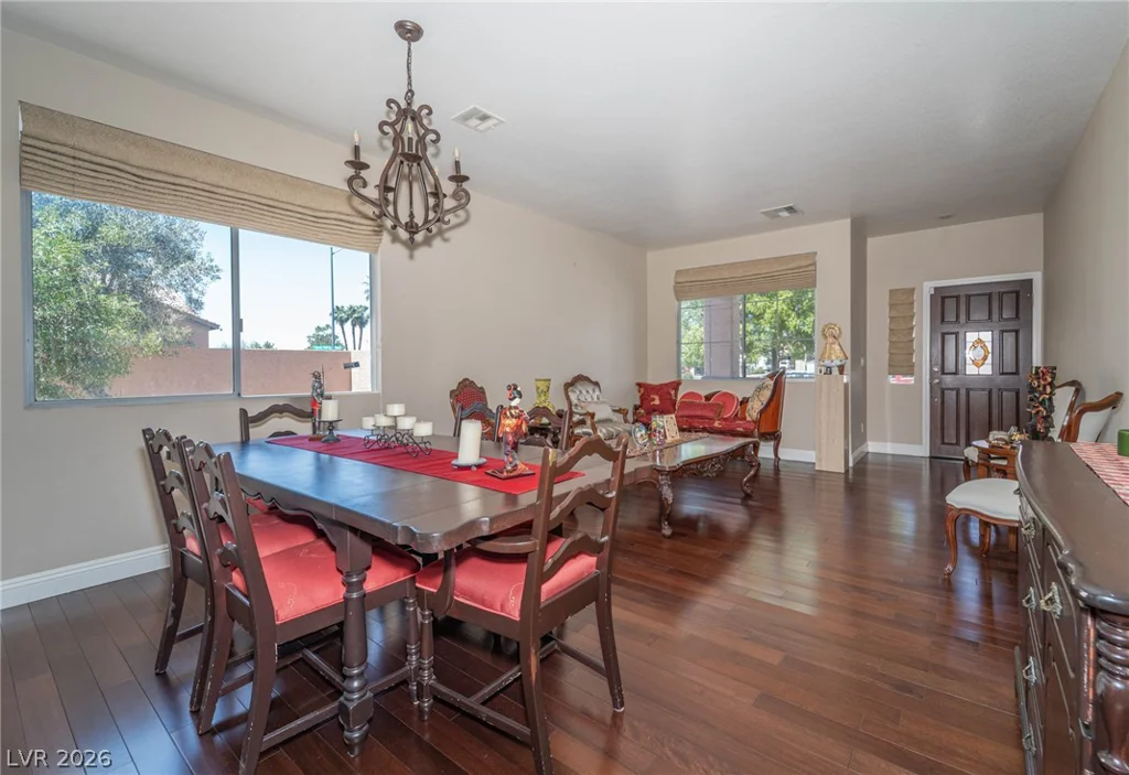 6313 Varna, Las Vegas, NV 89110