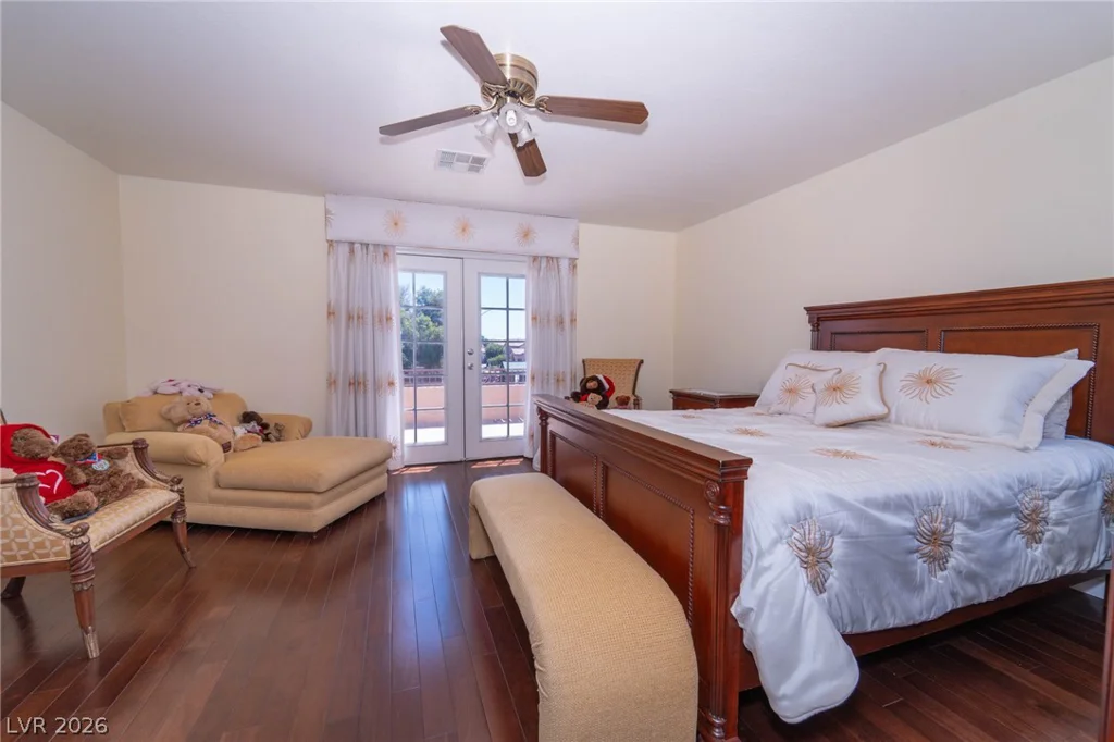 6313 Varna, Las Vegas, NV 89110
