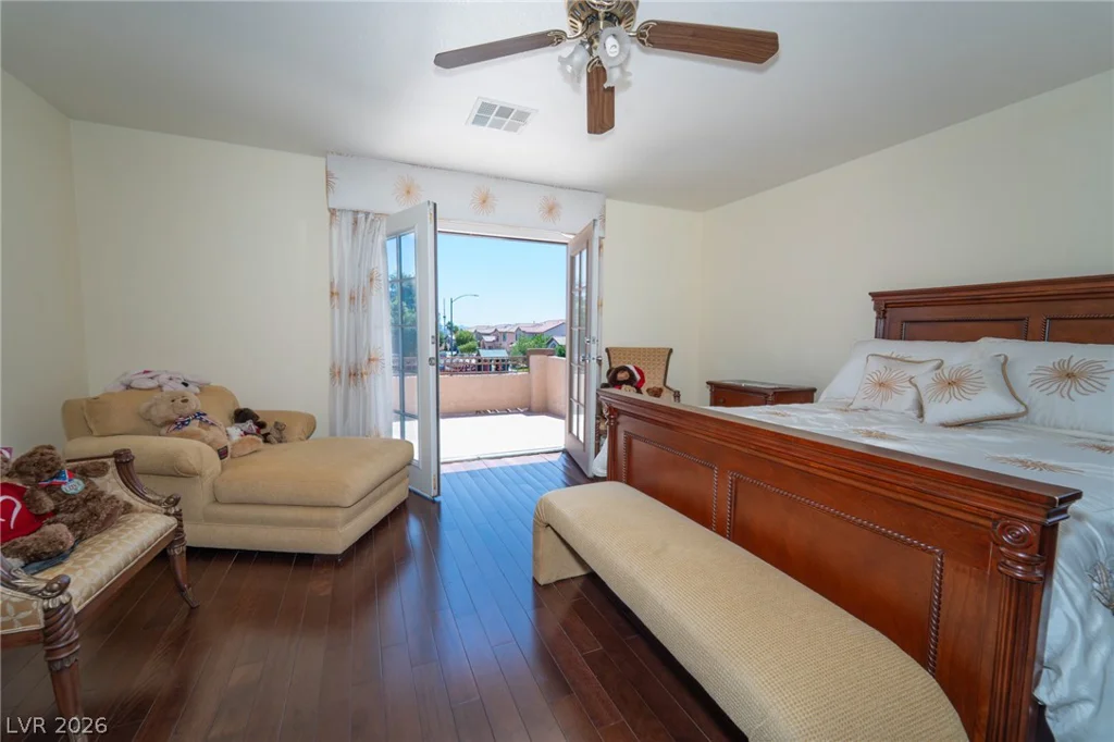 6313 Varna, Las Vegas, NV 89110