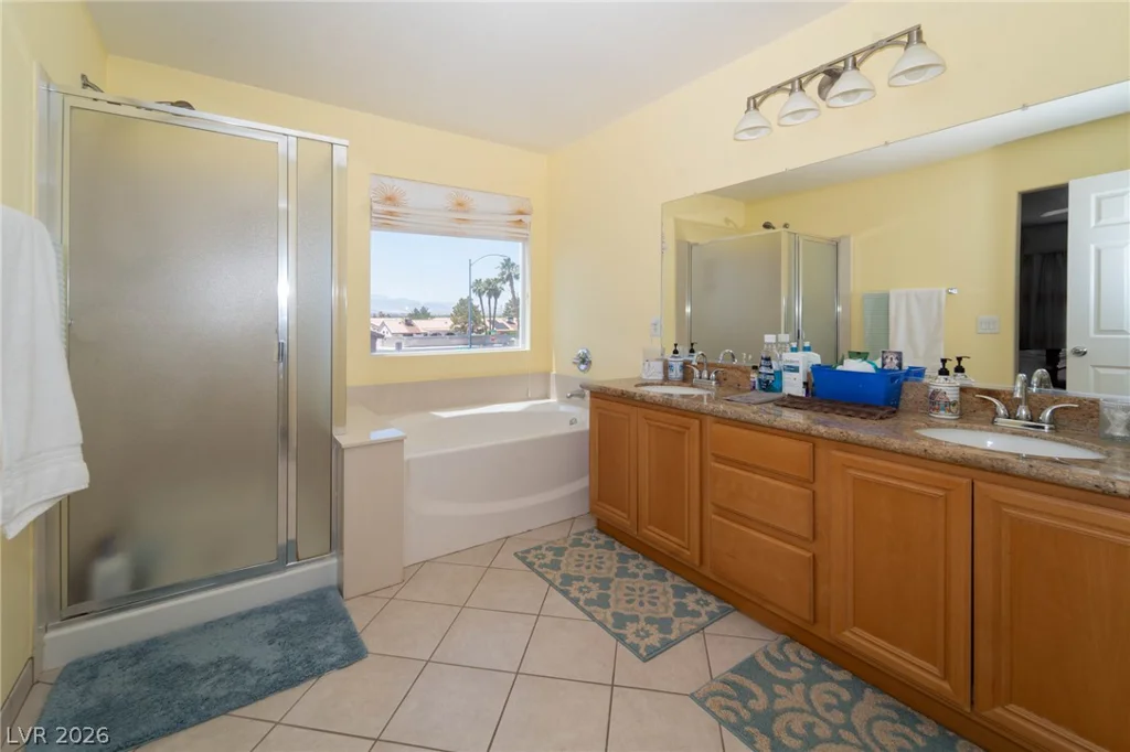 6313 Varna, Las Vegas, NV 89110