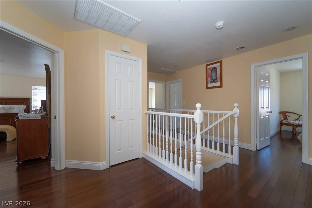 6313 Varna, Las Vegas, NV 89110