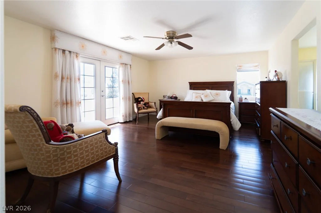 6313 Varna, Las Vegas, NV 89110