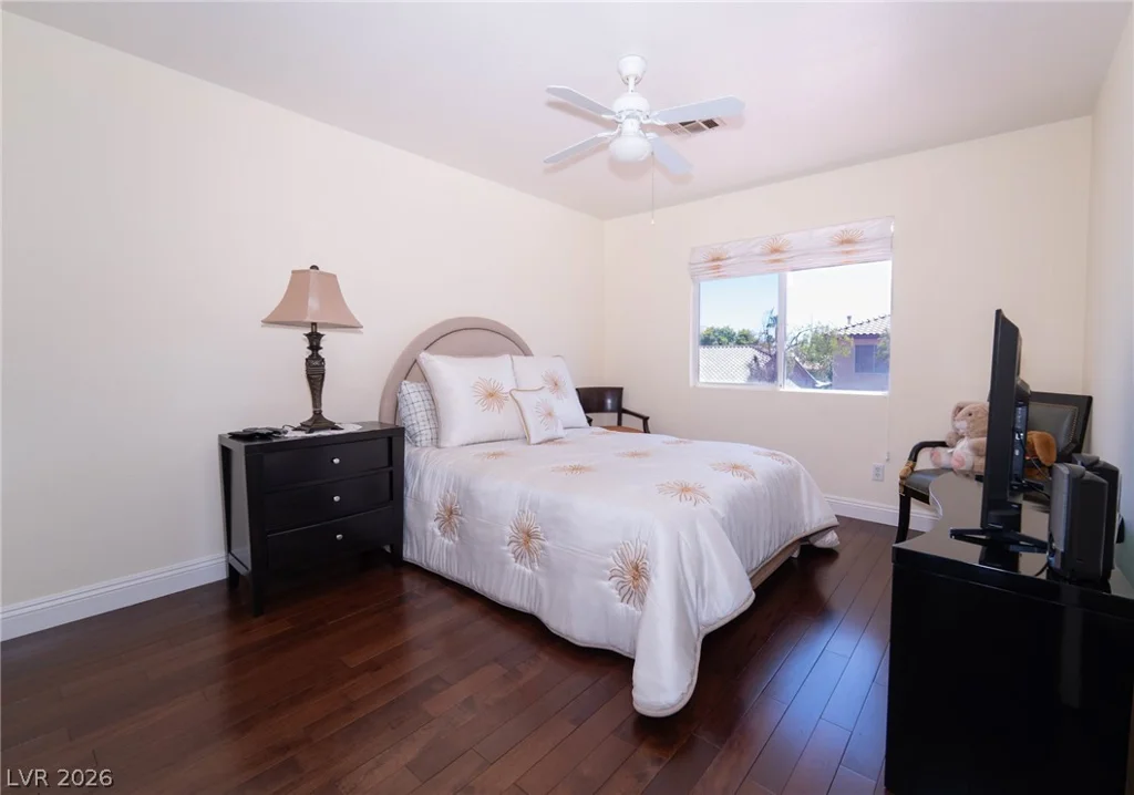 6313 Varna, Las Vegas, NV 89110