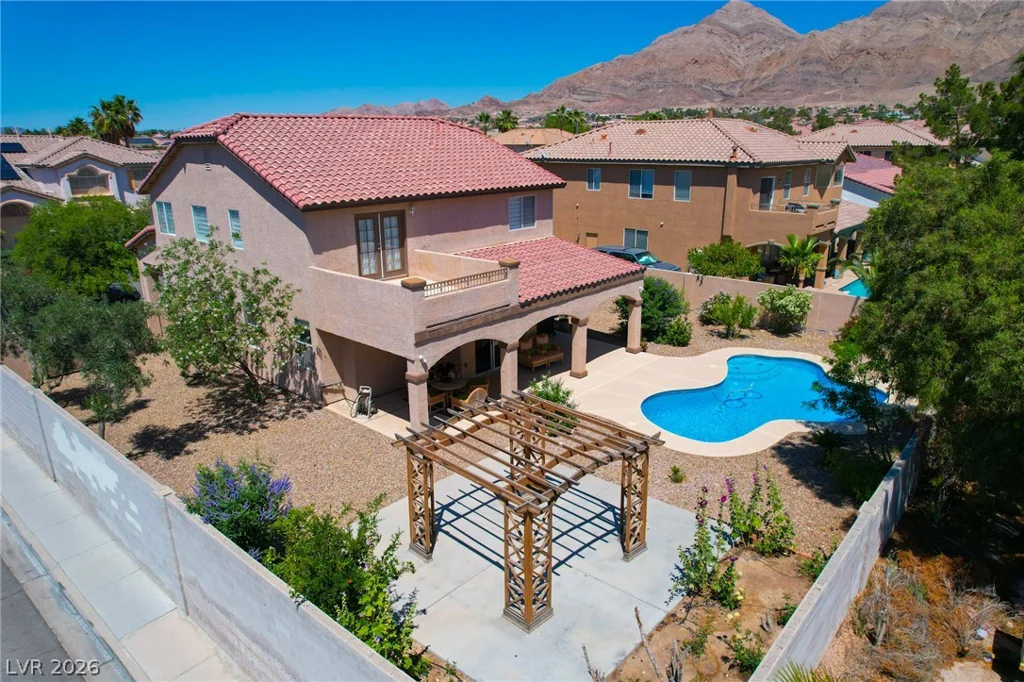 6313 Varna, Las Vegas, NV 89110
