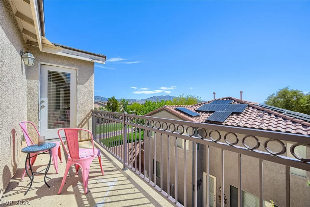 7242 Regent Pond, Las Vegas, NV 89166