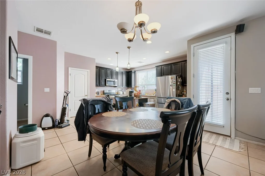 7242 Regent Pond, Las Vegas, NV 89166