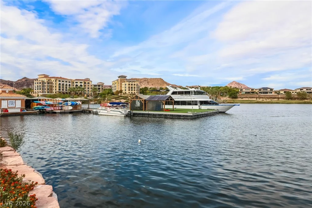 2 Lago Turchino, Henderson, NV 89011
