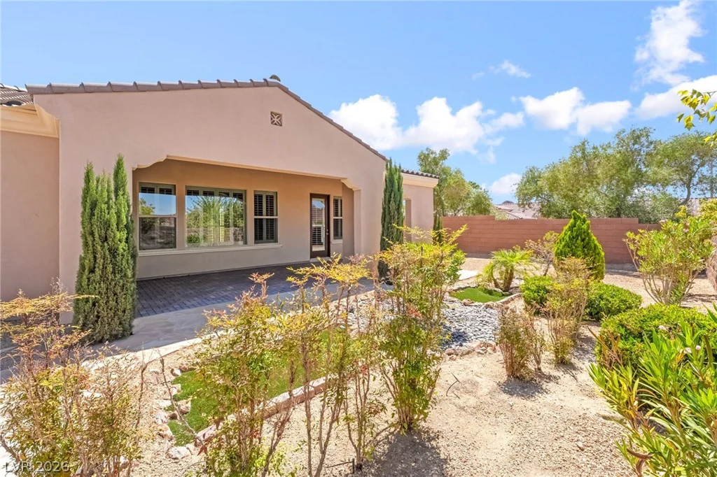2 Lago Turchino, Henderson, NV 89011