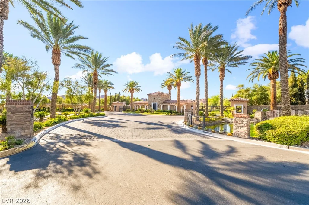 2 Lago Turchino, Henderson, NV 89011