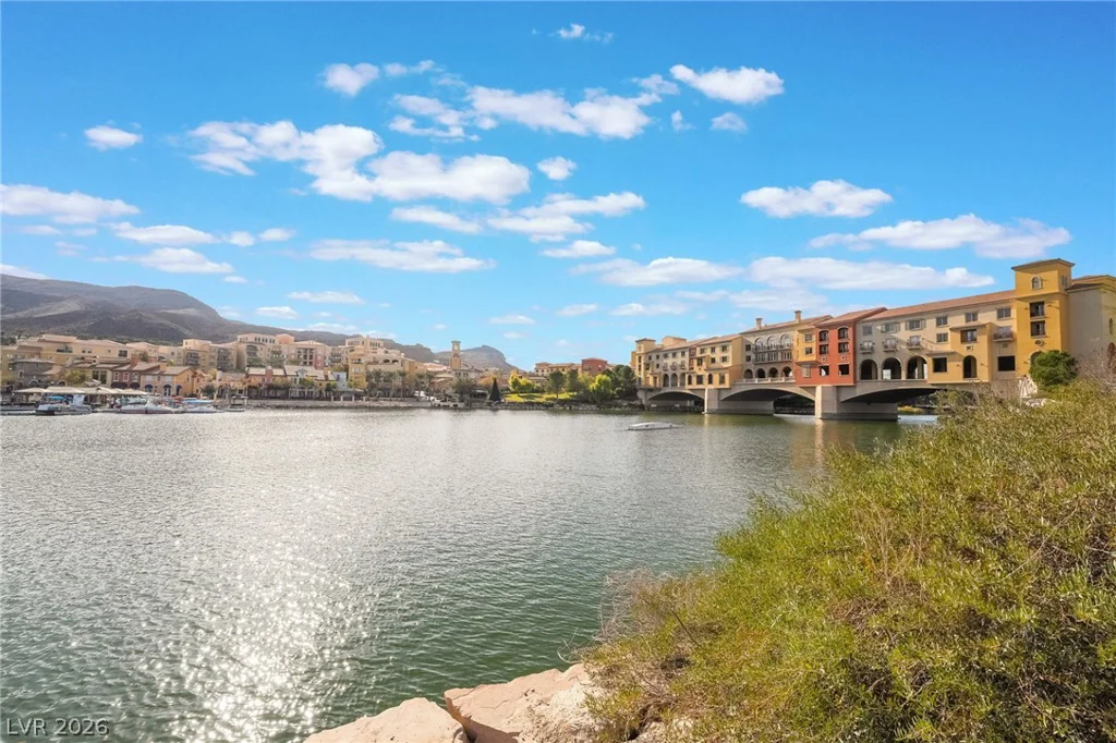 2 Lago Turchino, Henderson, NV 89011