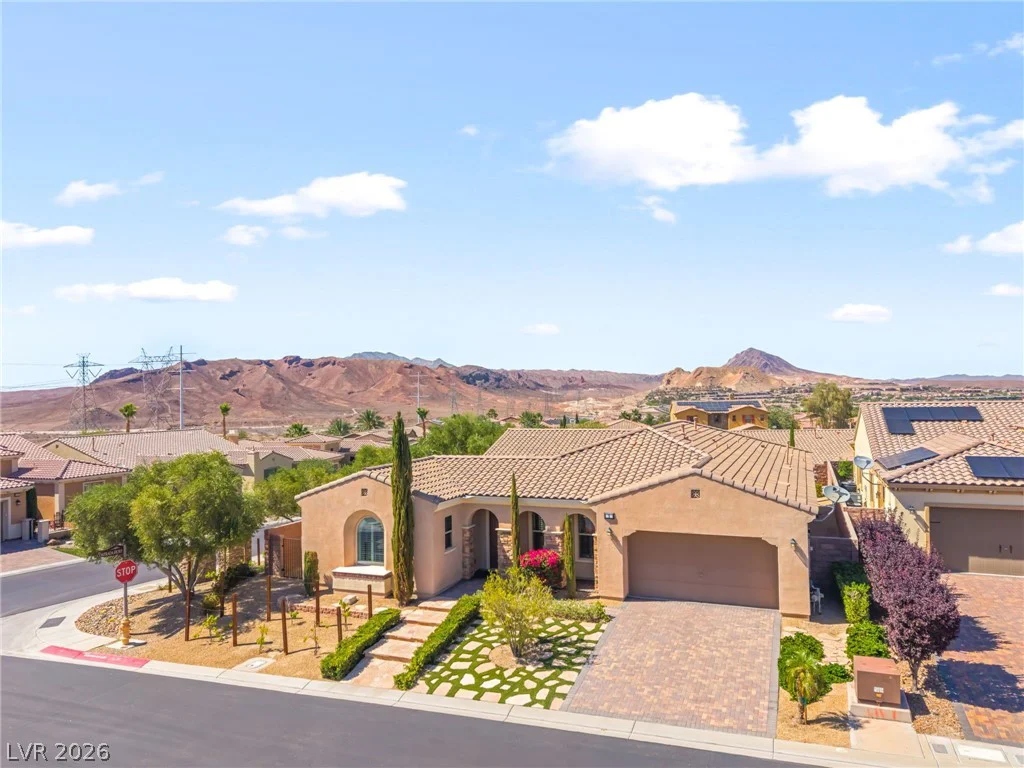 2 Lago Turchino, Henderson, NV 89011